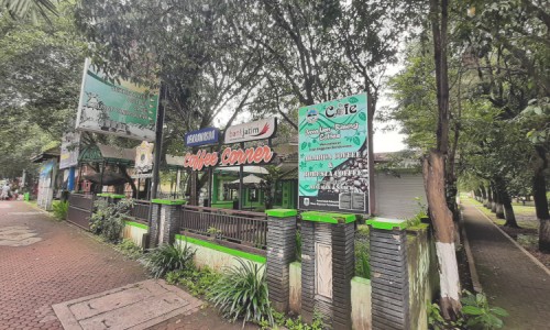 Cafe Java Ijen Raung Binaan Diskoperindag Bondowoso Mangkrak Tak Beroperasi