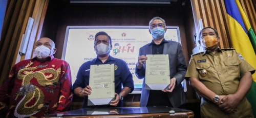 PWI Kota Bandung Dengan USB Dan STAIPI Bandung Jajaki Kerjasama Bidang Penddikan  Di Hari HPN  2021