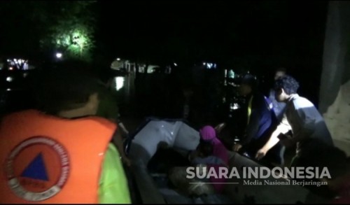 Warga di Kota Probolinggo Terjebak Banjir Luapan Sungai 