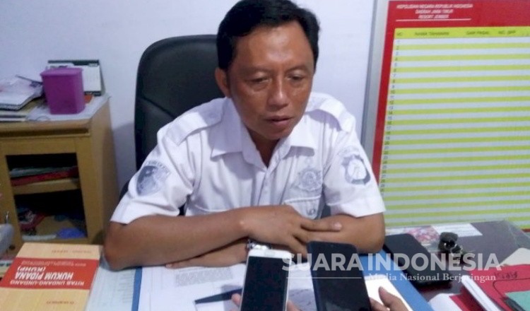 Ironis, Kakek di Jember Paksa Cucunya Beradegan Mesum dengan Tetangga