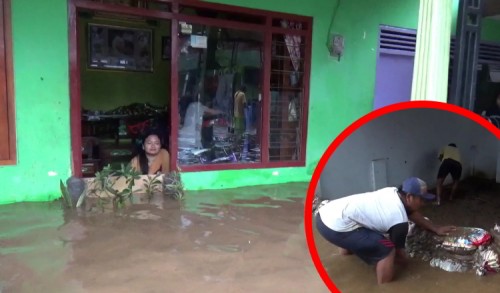 Cerita Korban Banjir Dringu, 9 Jam Jaga Tanggul Depan Pintu Rumah