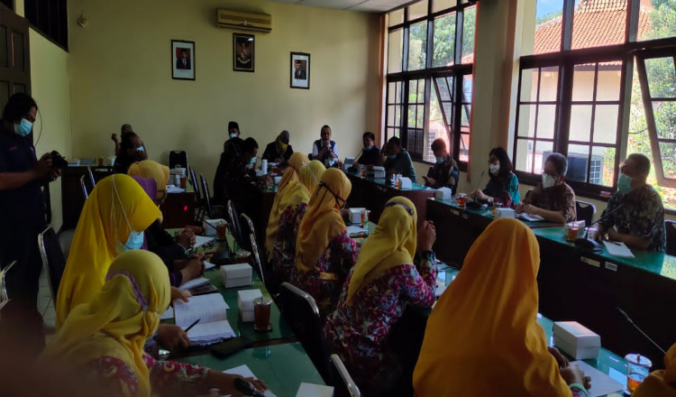 Guru TK Swasta Purworejo Audiensi dengan DPRD Terkait Seleksi PPPK