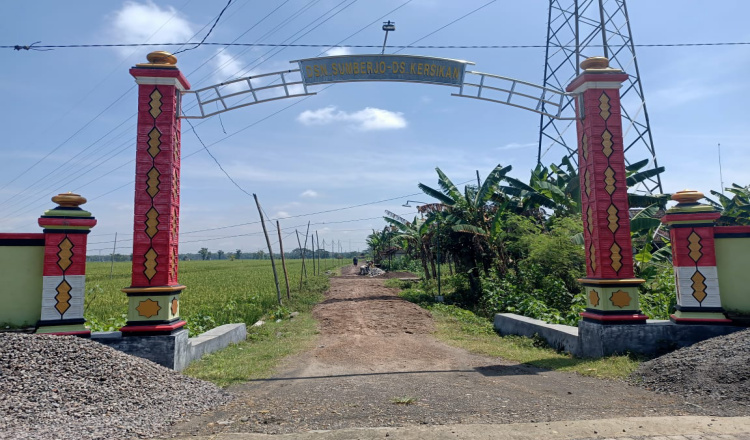 Geliat Kemajuan Pembangunan Desa Kersikan melalui Program Pavingisasi