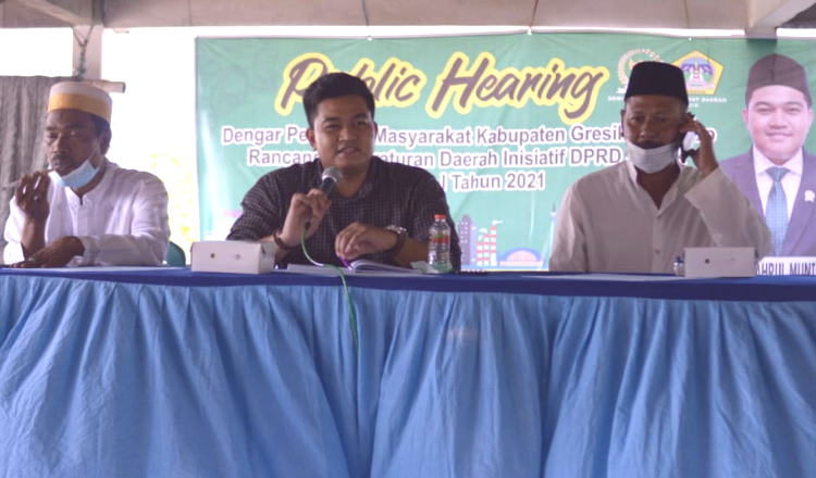 Nelayan Tradisional Gresik Resah, Minta Dewan Susun Ranperda Larang Penggunaan Jaring Trawl