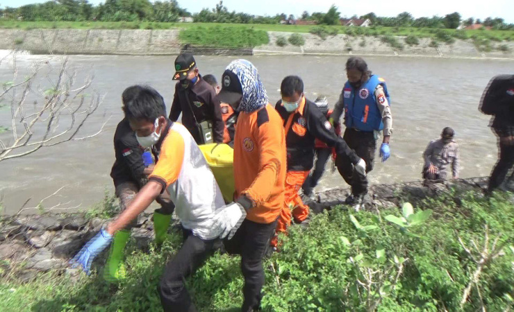 Mayat Ditemukan Tersangkut di Dam Sungai Brantas Jombang 