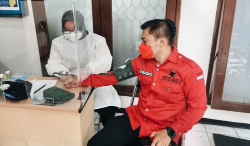 Fraksi PDIP Surabaya Minta Pemkot Percepat Vaksinasi Terhadap Guru dan Tenaga Pendidik