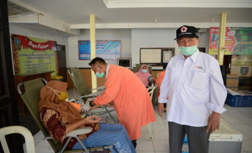 PMI Jombang Jemput Bola Dengan Donor Darah di Kelurahan Kaliwunggu   