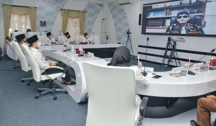 Peringati Isra'Mi'raj, Pemkab Trenggalek Gelar Vidcon Bersama Gus Miftah