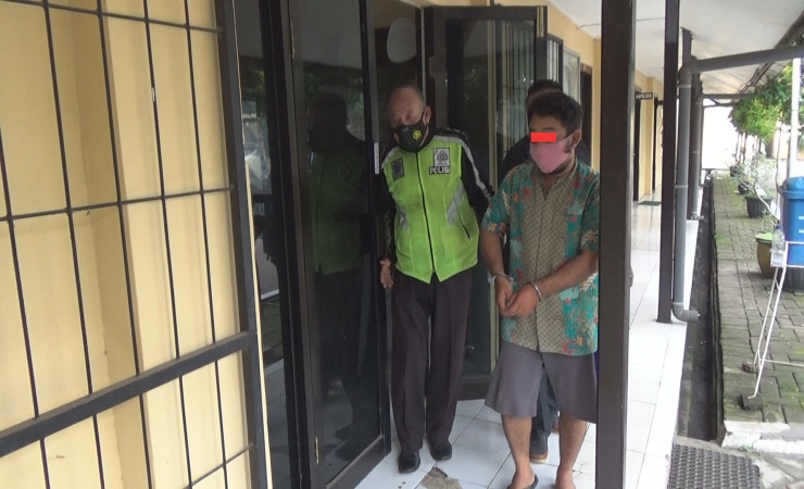 Gelap Mata Pria Asal Mojowarno Bawa  Kabur Barang Belanja Orang di Pasar Mojoagung Jombang