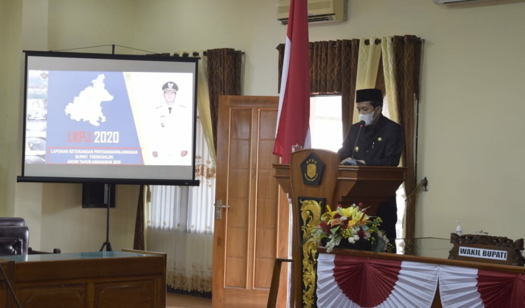 Sampaikan LKPJ pada Paripurna DPRD, Wabup Trengggalek Targetkan Predikat Opini WTP 