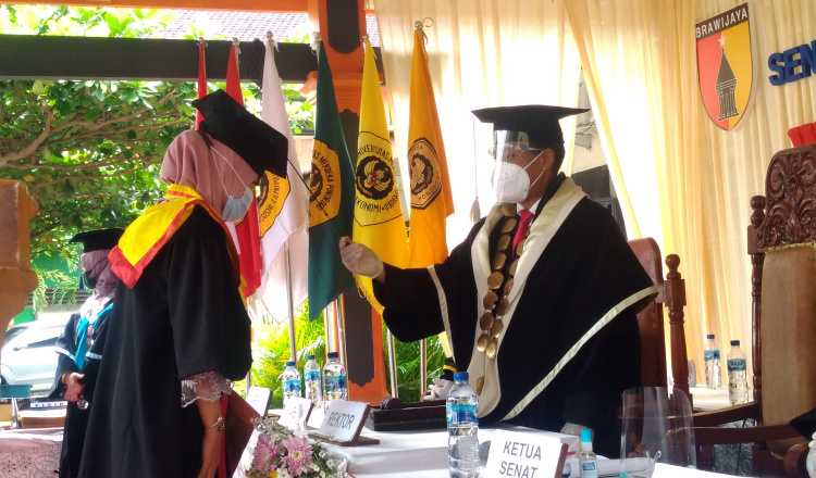 Wisuda ke-30 Unmer Ponorogo, Mencetak Sarjana Sesuai Tuntutan Zaman