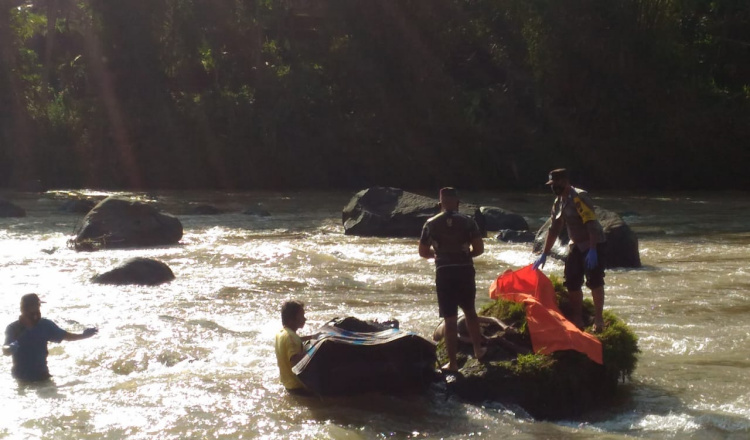 Mayat Perempuan Ditemukan Meninggal di Sungai Bogowonto