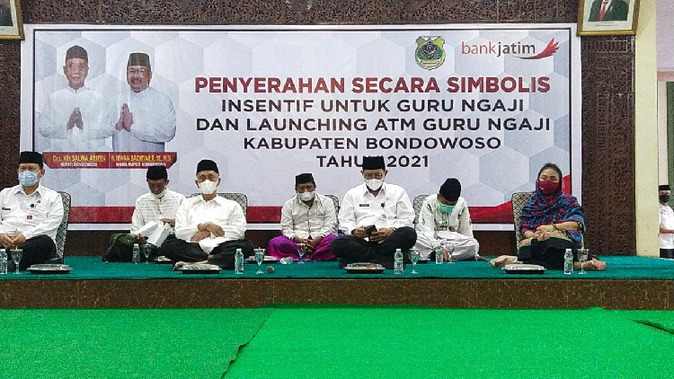 Dikemas Buka Puasa Bersama, Pemkab Bondowoso Launching ATM Insentif Guru Ngaji