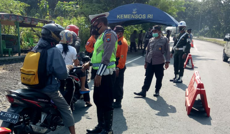 Operasi Ketupat Jaya 2021 Polres Madiun Berhasil Menjaring 7.827 Kendaraan di Seluruh Pos Penyekatan