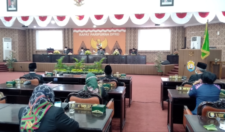 DPRD Kendal Setujui 3 Raperda dan Resmikan Muhammad Sukri Fauzi Sebagai Pengganti Muhammad Tohir di DPRD Kendal