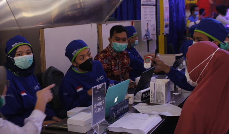 Pemkab Jember, Launching Gerai Pelayanan Vaksinasi untuk Lansia