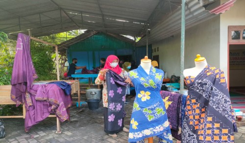 Lestarikan Budaya Batik, Kelurahan Borokulon Purworejo Gelar Pelatihan Membatik