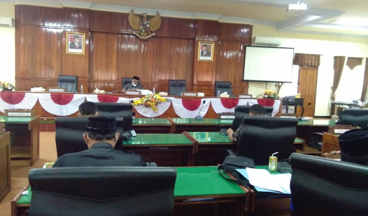Banggar Gelar Rapat, Komisi Sampaikan Hasil Klarifikasi LKPJ Bupati Trenggalek