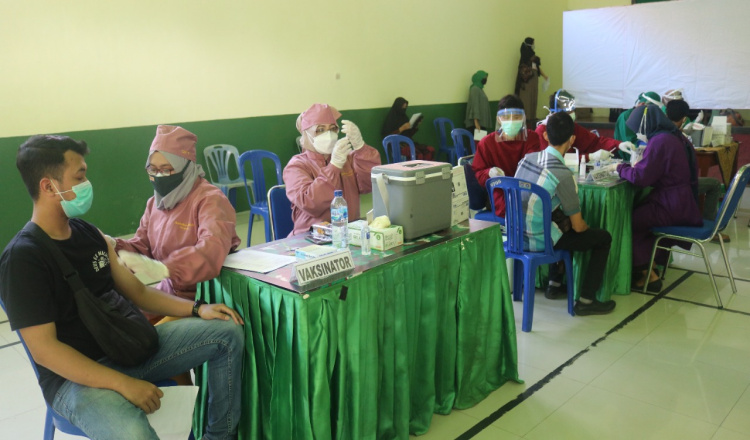 1.150 Vaksin Diberikan kepada Masyarakat Purworejo