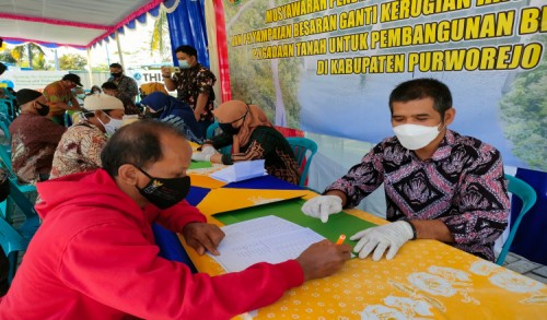 Warga Terdampak Pembangunan Bendungan Bener Purworejo Kembali Musyawarah