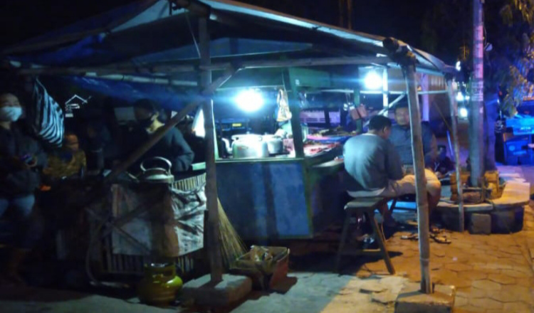 PPKM Darurat Diperpanjang Hingga Akhir Juli, Pedagang Ngawi: Wong Cilik Makin Sengsara