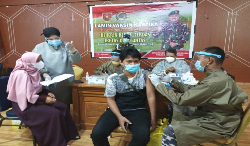 Gandeng Dinkes, Kodim 0909/Kutai Timur Laksanakan Vaksinasi Tahap II