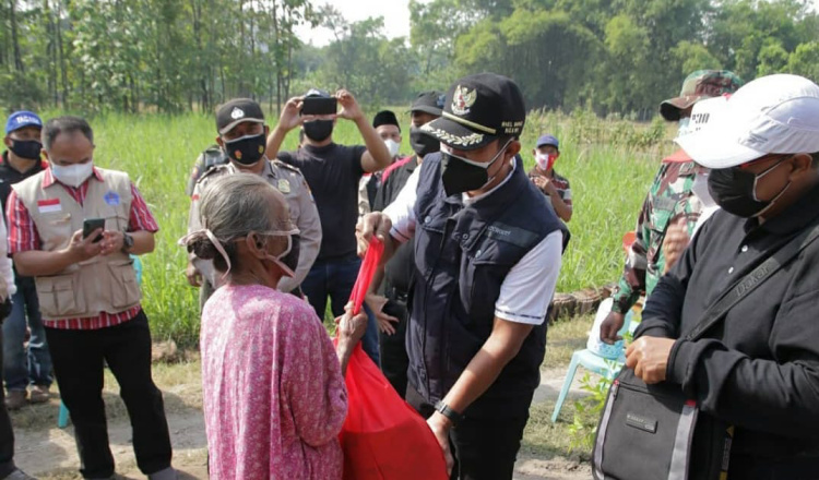 Bupati dan Wakil Bupati Ngawi akan Sumbangkan Seluruh Gajinya untuk Warga Terdampak Pandemi