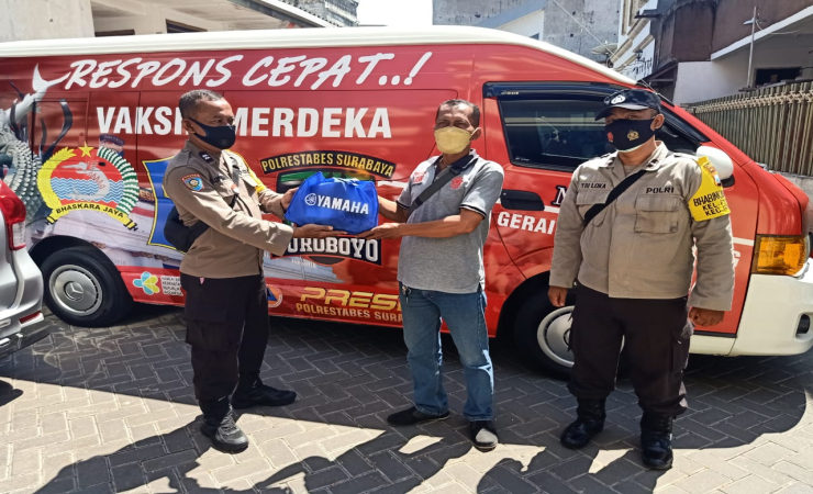 Yamaha Jatim Dukung Percepatan Vaksinasi Polrestabes Surabaya