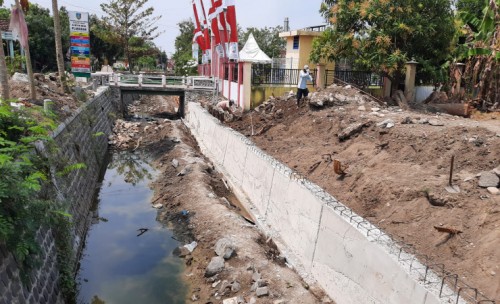 Proyek  IPDMIP  Grojogan di Kecamatan Plandaan Jombang, Progres Pembangunan Fisik Capai 18 Persen