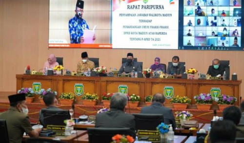 Rapat Paripurna, Wali Kota Madiun Sampaikan Jawaban atas PU Fraksi DPRD Kota Madiun