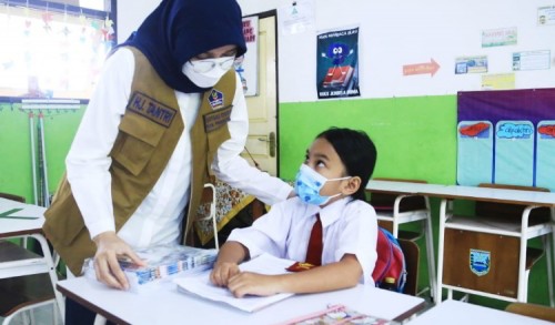 Vaksinasi Guru dan Siswa di Probolinggo Jadi Syarat PTM