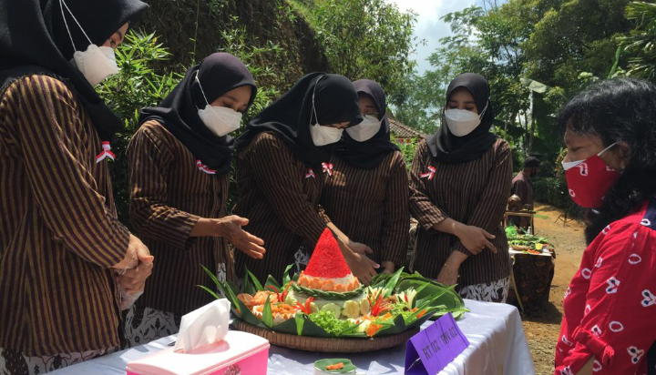 Siapkan Kuliner Khas Desa Wisata, Pokdawis Gunung Gajah Pandanrejo gelar Lomba Tumpeng Goyang Dewa Pandan