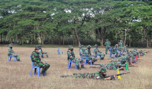 Prajurit TNI AD Purworejo Ikuti Latihan Menembak untuk Pertajam Kemampuan