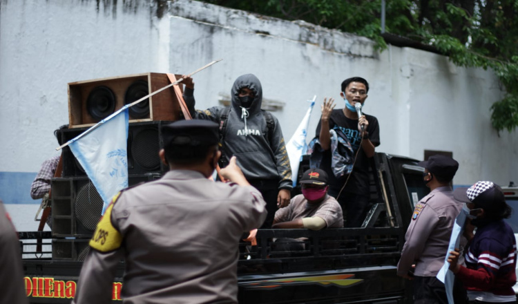 Dengarkan Keluhan Demonstran, Empat Parpol di Situbondo Tunda Kungker Demi Percepat PAPBD