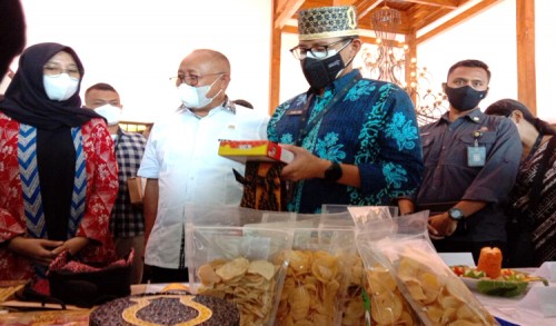 Menteri Sandiaga Dorong Ekosistem Kuliner Banyuwangi Tetap Hidup