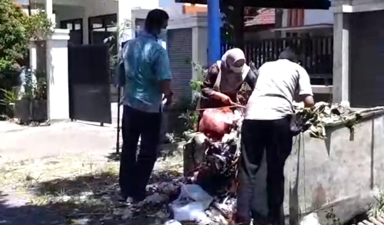 Geledah Sejumlah Kantor Dinas di Probolinggo, Penyidik KPK Sampai Periksa Bak Sampah