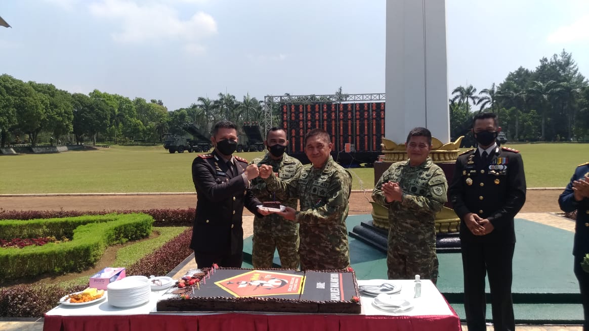 HUT ke-76 TNI, Pangdivif 2 Kostrad Tekankan Modernisasi Alutsista