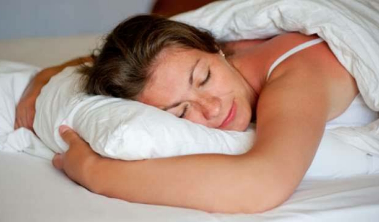 Jangan Sering Tidur Posisi Miring Kanan dan Tengkurap, Ini 5 Dampak Buruknya untuk Kesehatan