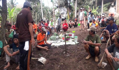 Warga Gombolirang Banyuwangi Tunggu Realisasi Pembangunan Jembatan Penghubung Antar Dusun