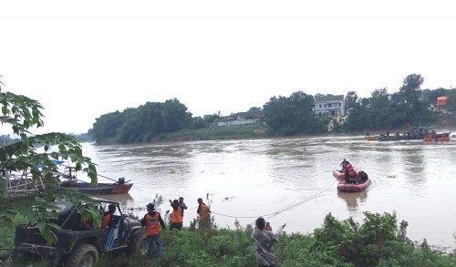 Pencarian Ditutup, 4 Orang Korban Perahu Terbalik di Bengawan Solo Tuban Belum Ditemukan