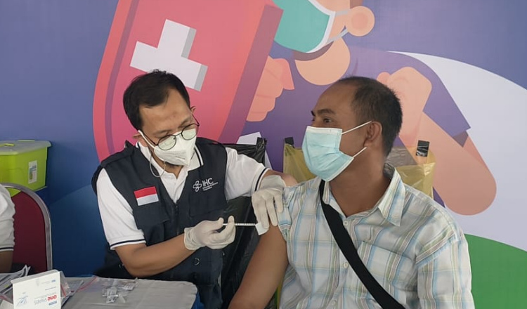Faisol Riza Kembali Fasilitasi Vaksinasi Warga di Probolinggo-Pasuruan