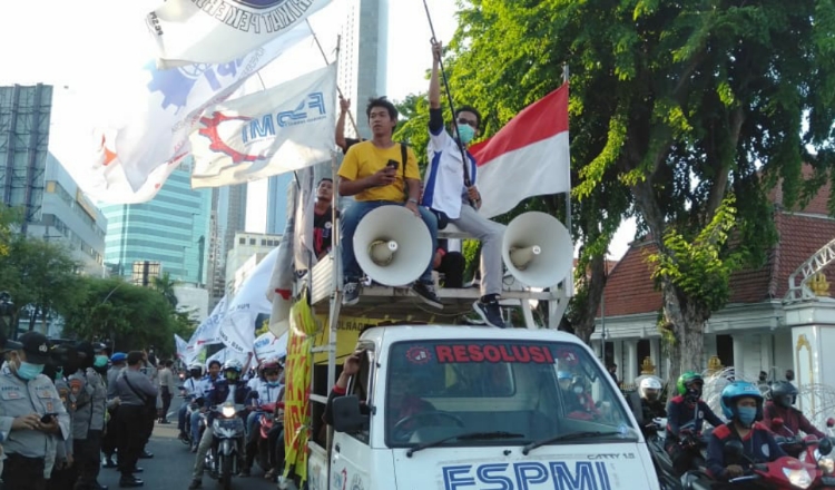 Aksi Buruh Direncanakan Geser ke Balai Kota Surabaya, Ini Penyebabnya