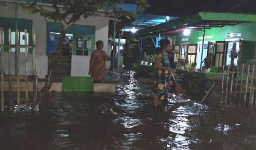 Ratusan Rumah Warga Dringu Terendam Banjir Luapan Sungai Kedung Galeng