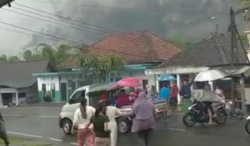 BPBD Probolinggo Belum Terima Instruksi Bantu Evakuasi Korban Erupsi Gunung Semeru