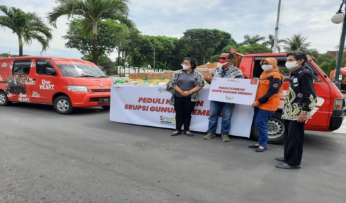 Yayasan AHM dan MPM Honda Jatim Salurkan Bantuan untuk Korban Erupsi Merapi