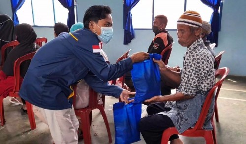 LSM PJTR Dan Aliansi Mahasiswa Peduli Masyarakat Terdampak Pandemi Covid-19 Salurkan Paket Sembako