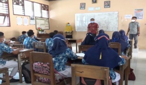 Seluruh Sekolah di Ngawi, Dipantau Tim Khusus Pemantau Prokes