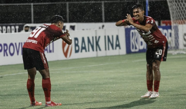 Bali United Libas Persita Tangerang dengan Skor 2-0, Papan Atas BRI Liga 1 Semakin Panas