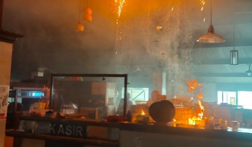 Restoran Soto Ayam Cak Har Surabaya Terbakar, Tidak Ada Korban Jiwa