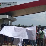 Warga Demo Kilang Pertamina GRR Tuban: Kita Akan Lapor Pak Ahok